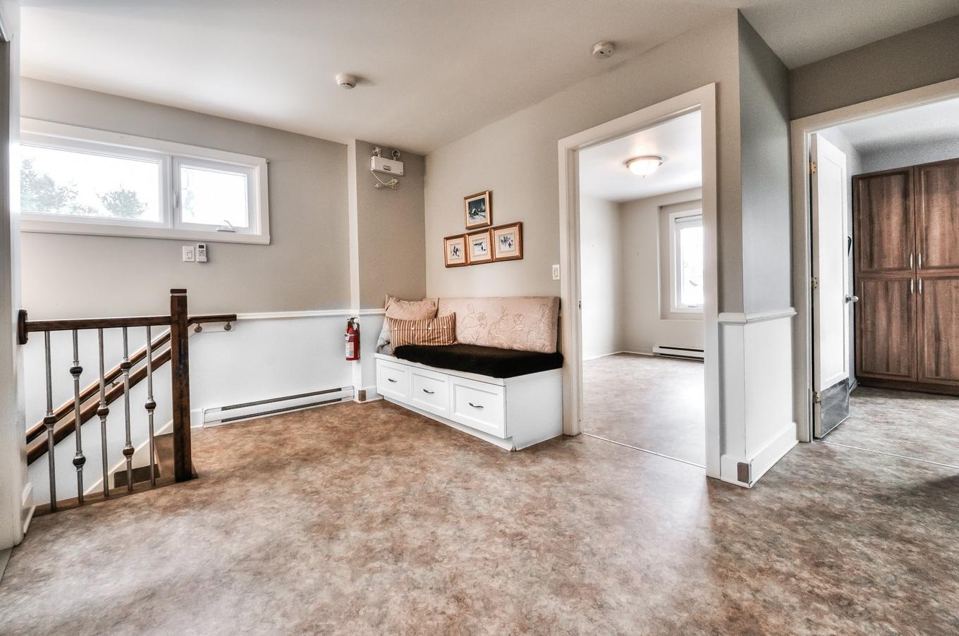 Corridor - 249 Rue St-Henri, Napierville, QC - Indoor Photo Showing Other Room