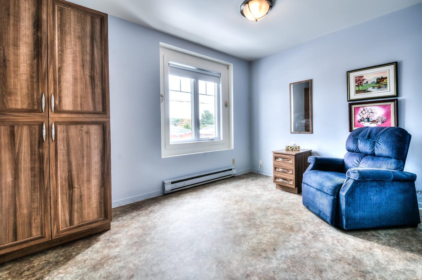 Chambre à coucher - 249 Rue St-Henri, Napierville, QC - Indoor