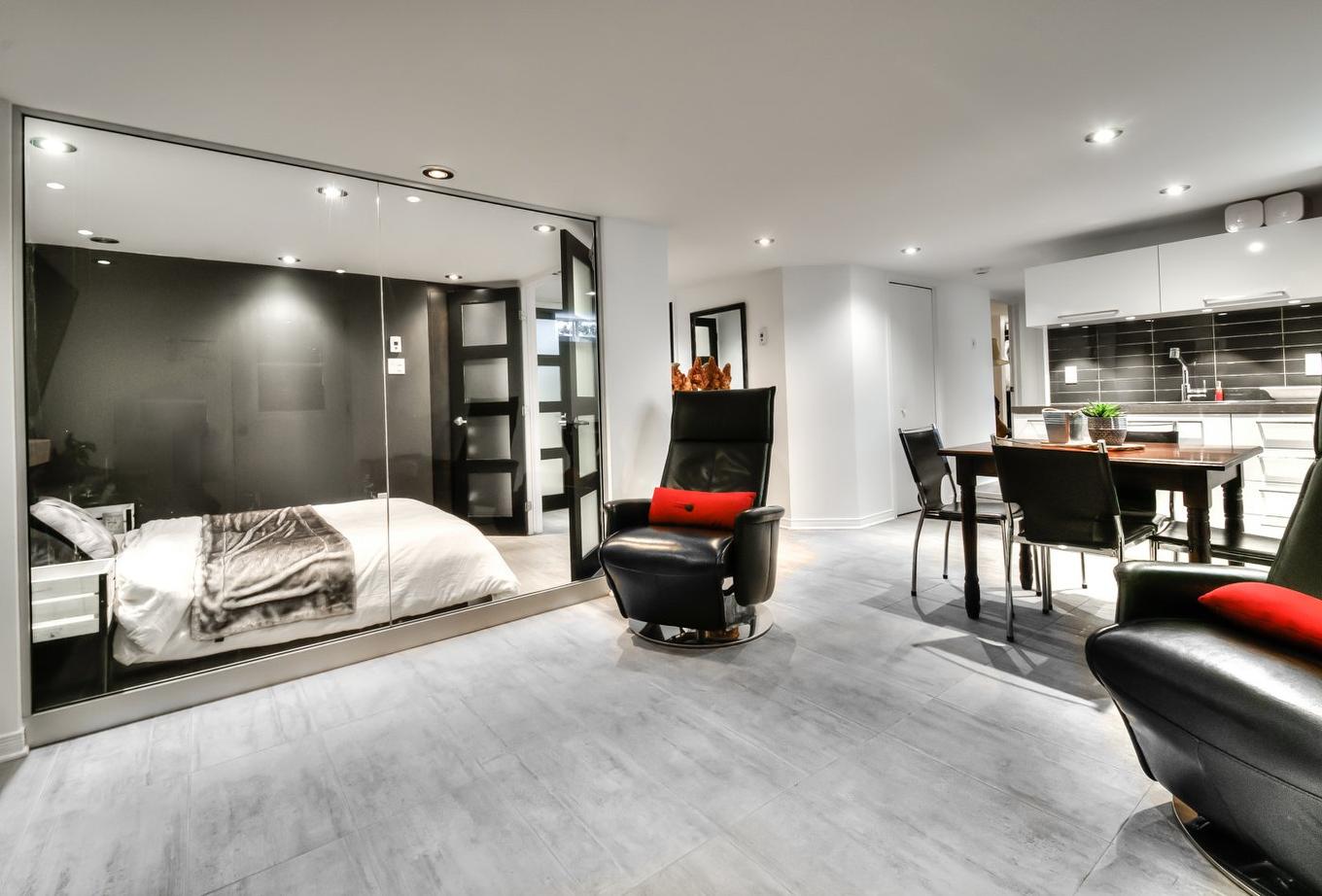 Sous-sol - 249 Rue St-Henri, Napierville, QC - Indoor Photo Showing Living Room