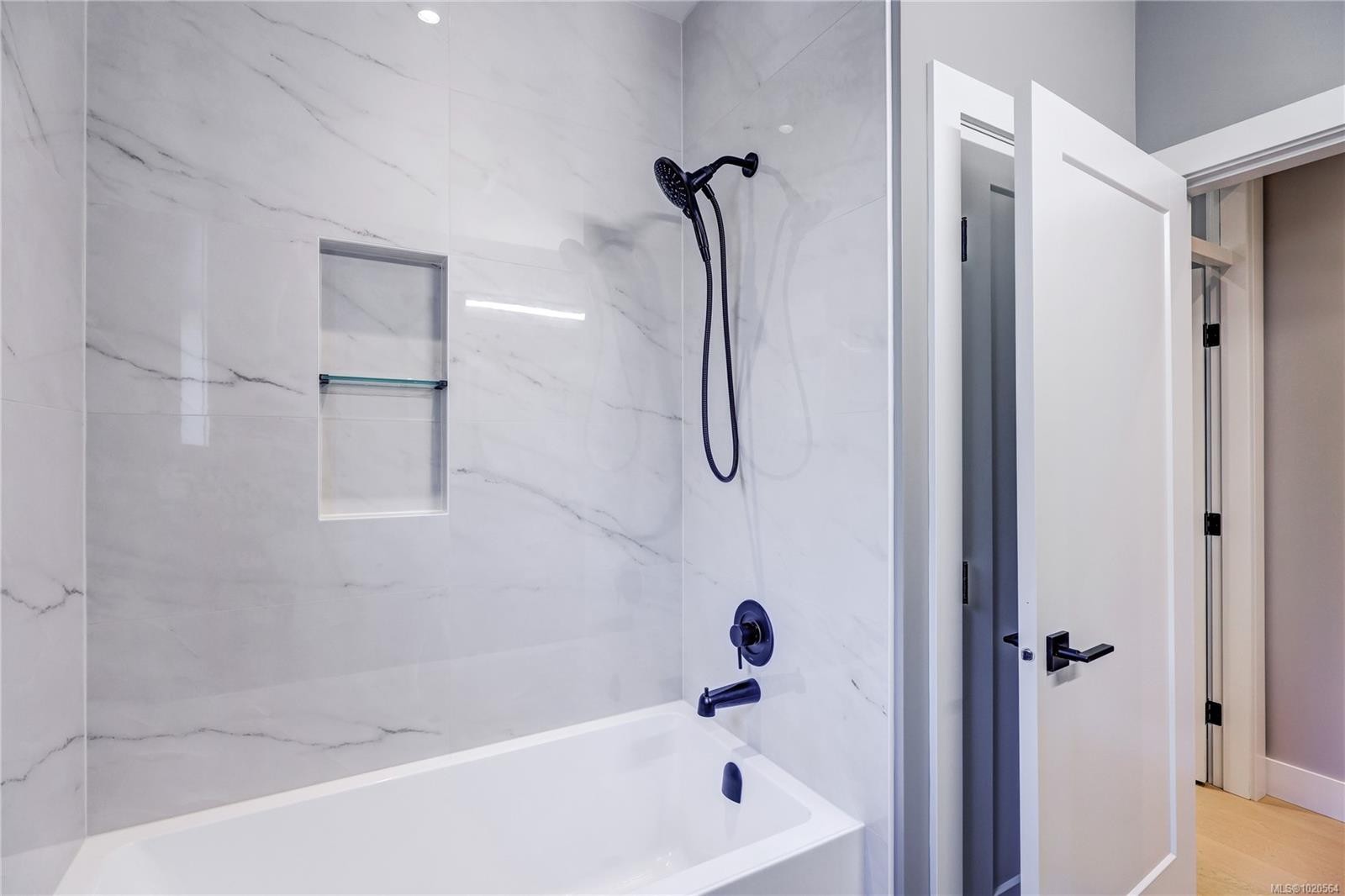 430 Craig St, Parksville, BC