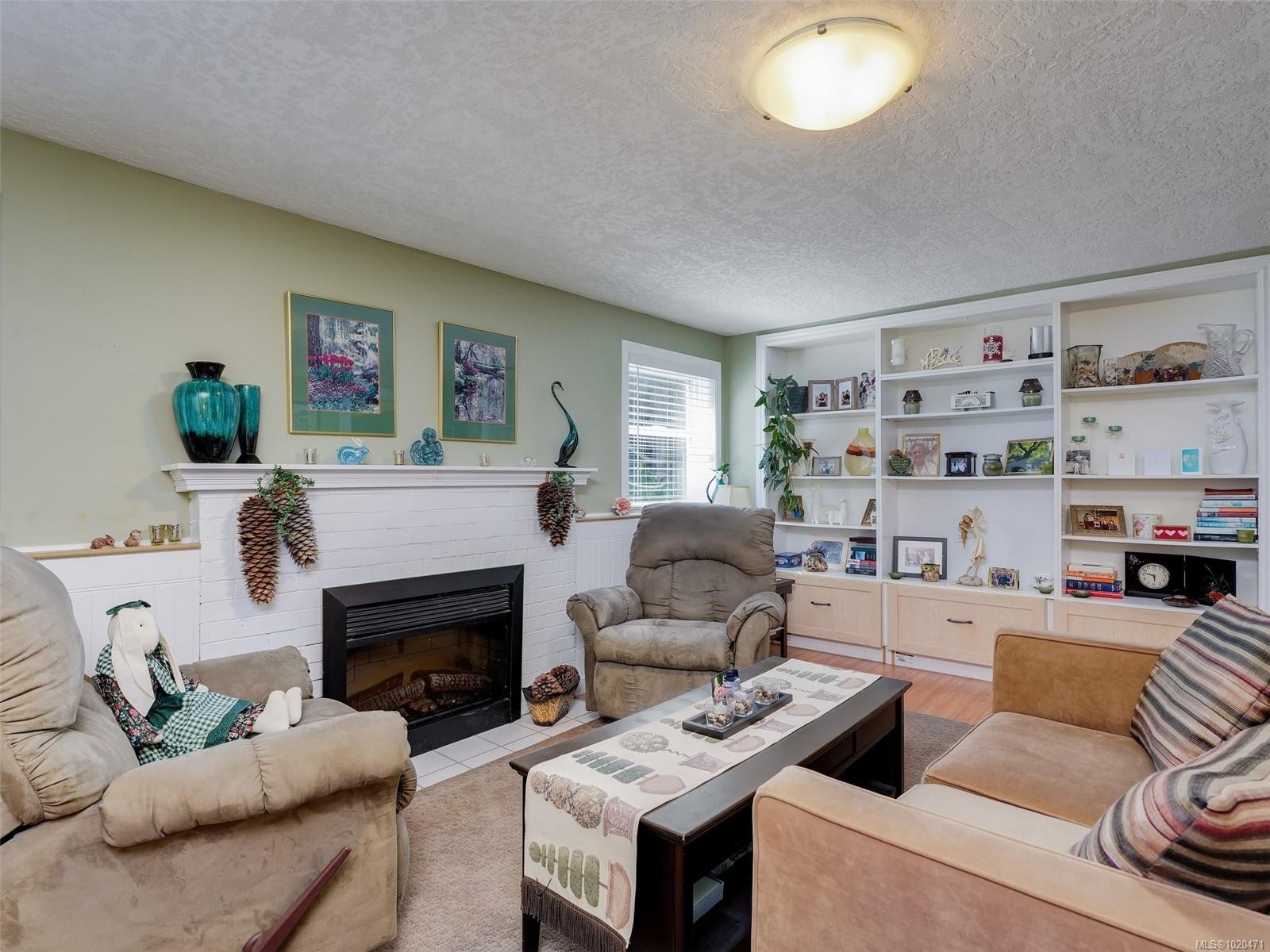 1650 Hampshire Rd, Oak Bay, BC