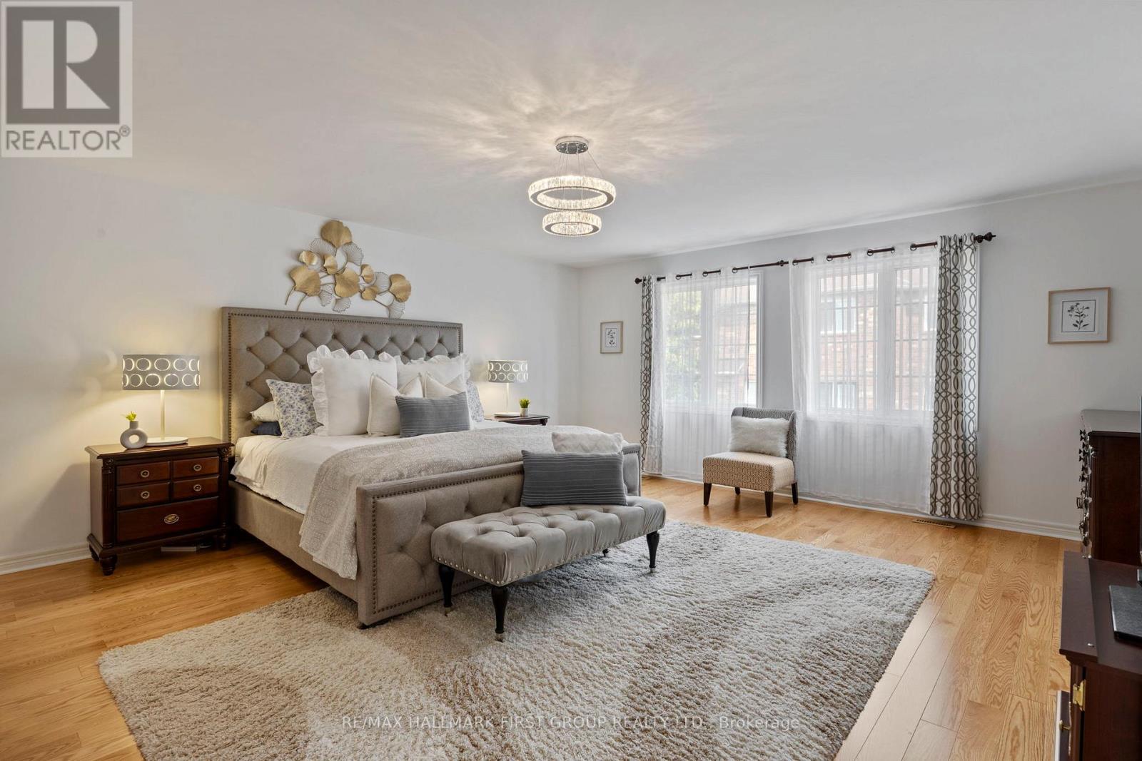 19 Ballgrove Crescent, Ajax, ON - Indoor Photo Showing Bedroom