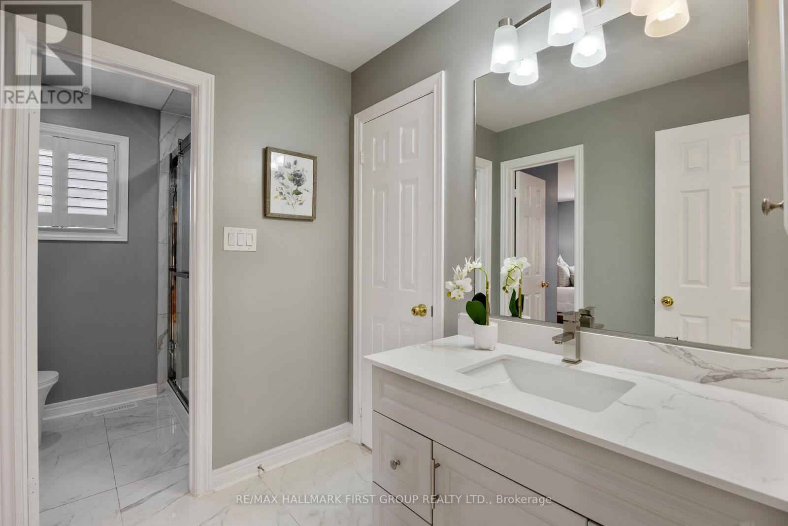 19 Ballgrove Crescent, Ajax, ON - Indoor Photo Showing Bathroom