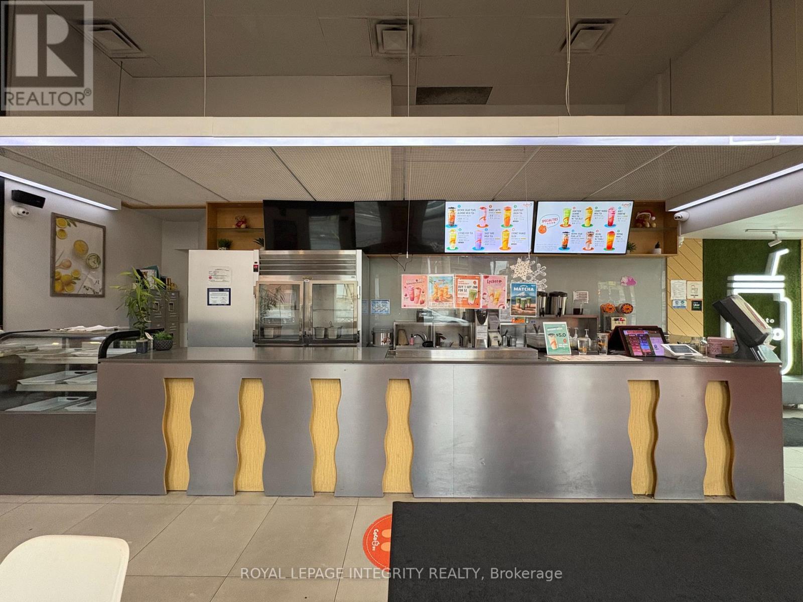 290 Bank Street, Ottawa, ON