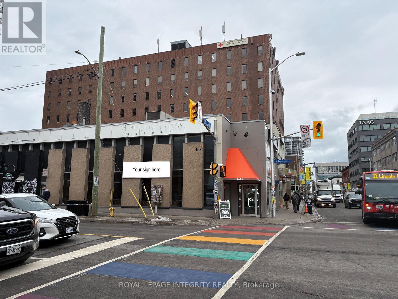 290 Bank Street, Ottawa, ON