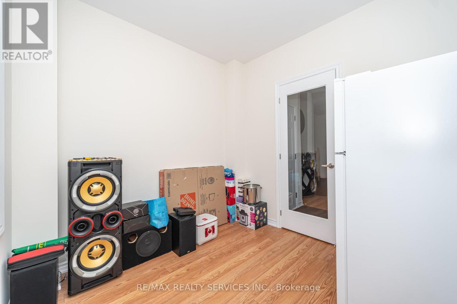 10 Conboy Drive, Erin, ON - Indoor Photo Showing Other Room