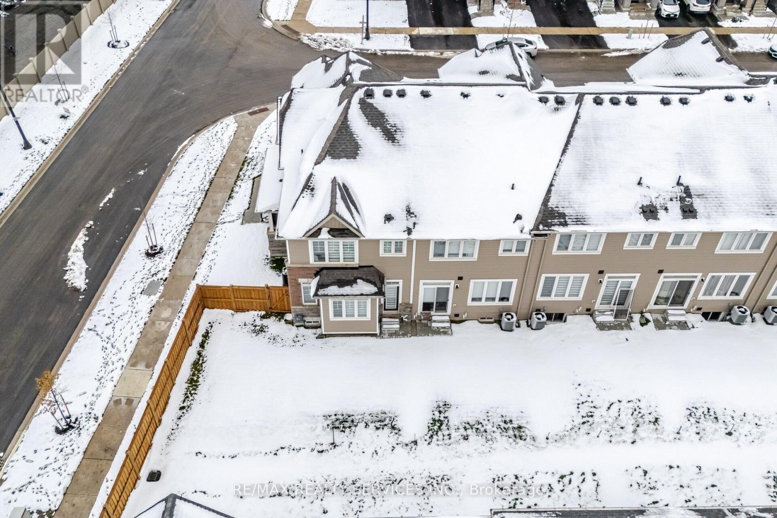 10 Conboy Drive, Erin, ON - Outdoor