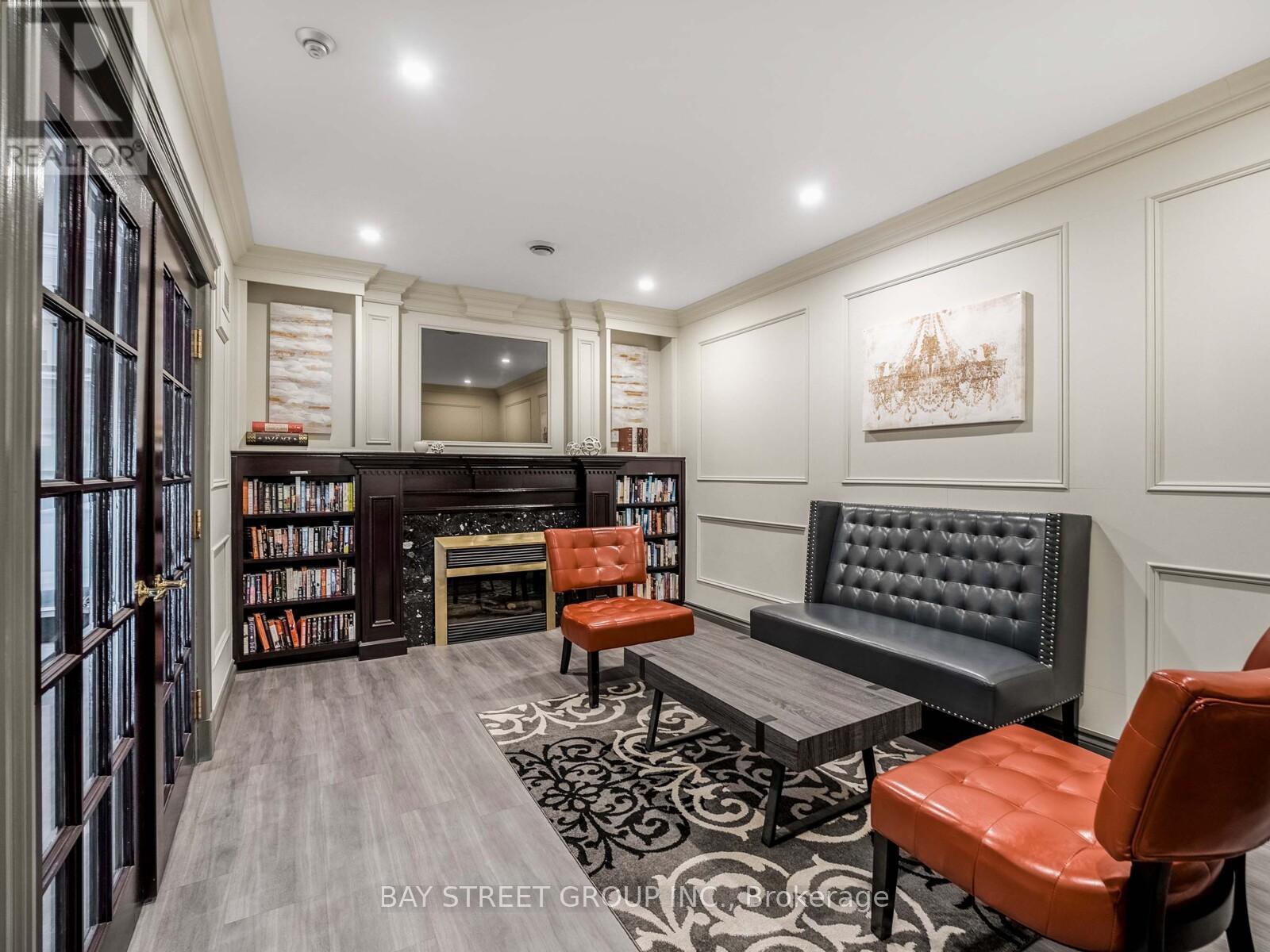 606 - 255 Keats Way, Waterloo, ON - Indoor With Fireplace