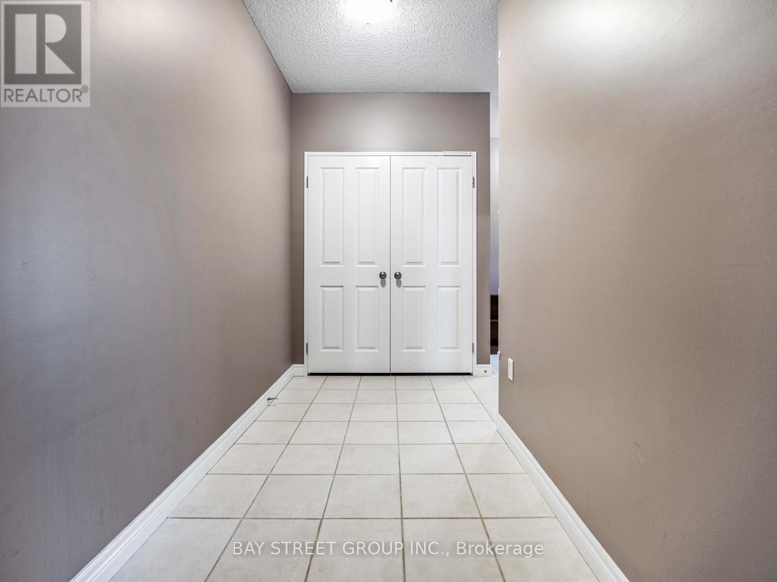 606 - 255 Keats Way, Waterloo, ON - Indoor Photo Showing Other Room