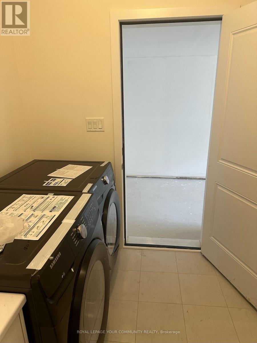 1551 Moonseed Place, Milton, ON - Indoor Photo Showing Laundry Room