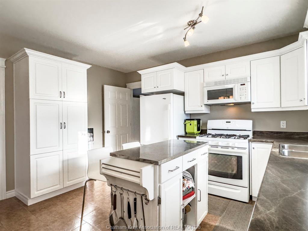 115 Fielder Avenue, Chatham, ON