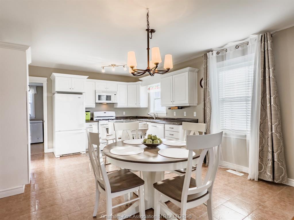 115 Fielder Avenue, Chatham, ON