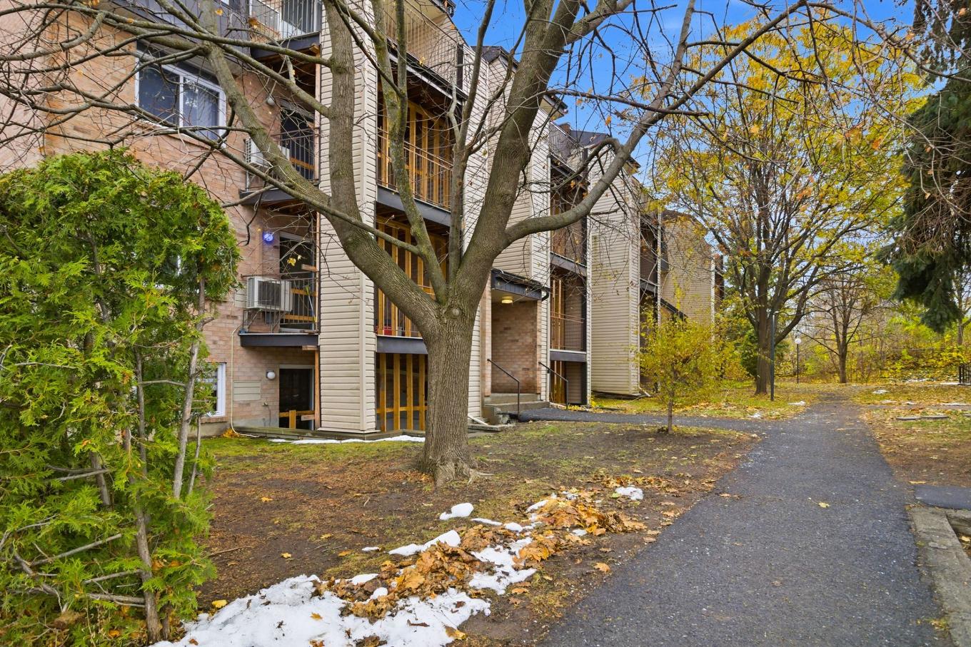 Overall view - 4-20 Rue Normand, Gatineau (Hull), QC - Outdoor With Balcony