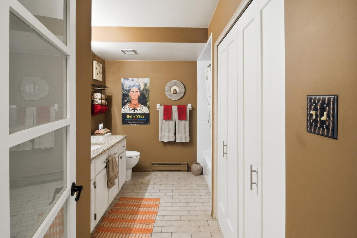 Bathroom - 4-20 Rue Normand, Gatineau (Hull), QC - Indoor Photo Showing Bathroom