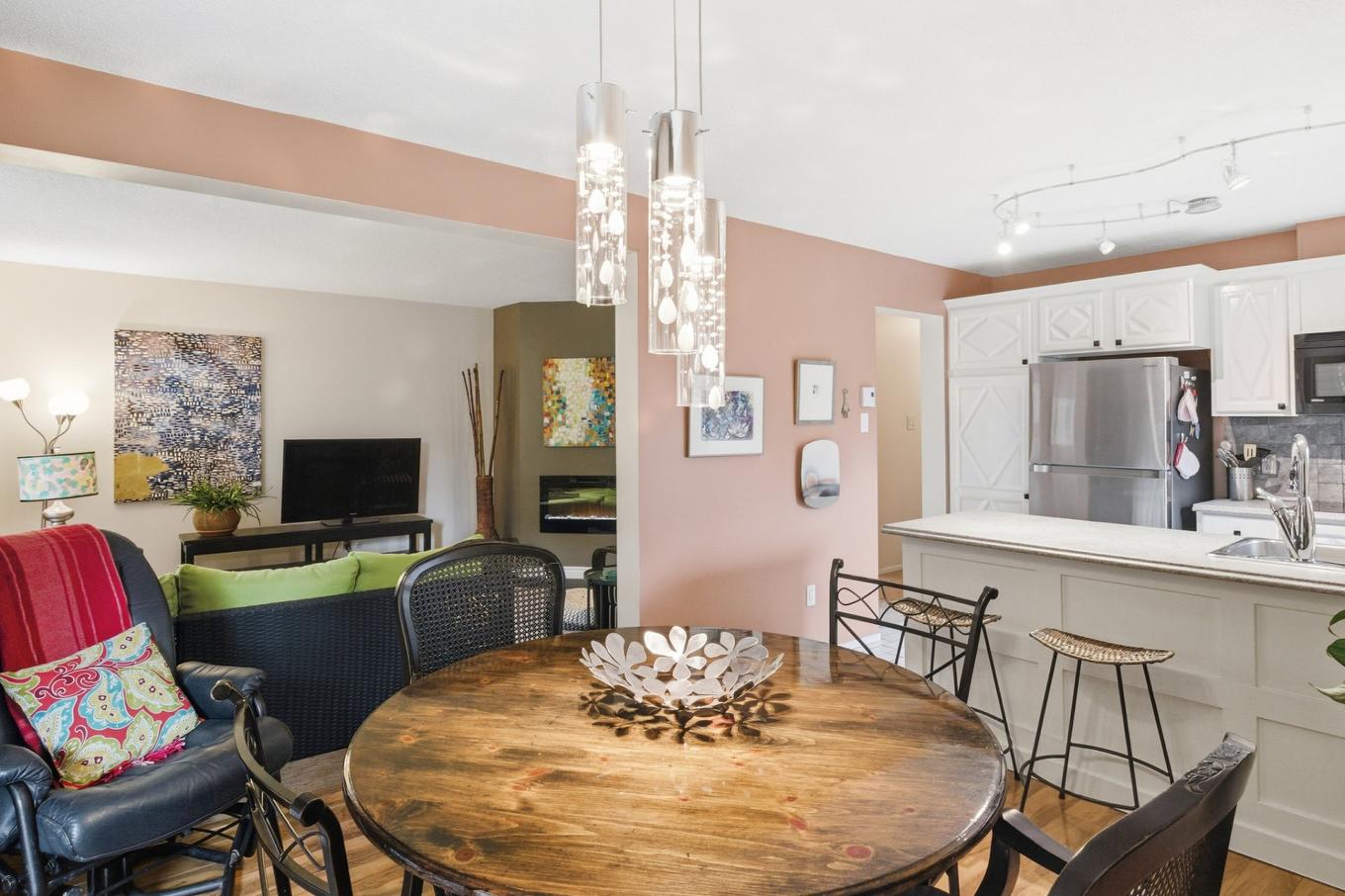 Overall view - 4-20 Rue Normand, Gatineau (Hull), QC - Indoor Photo Showing Dining Room