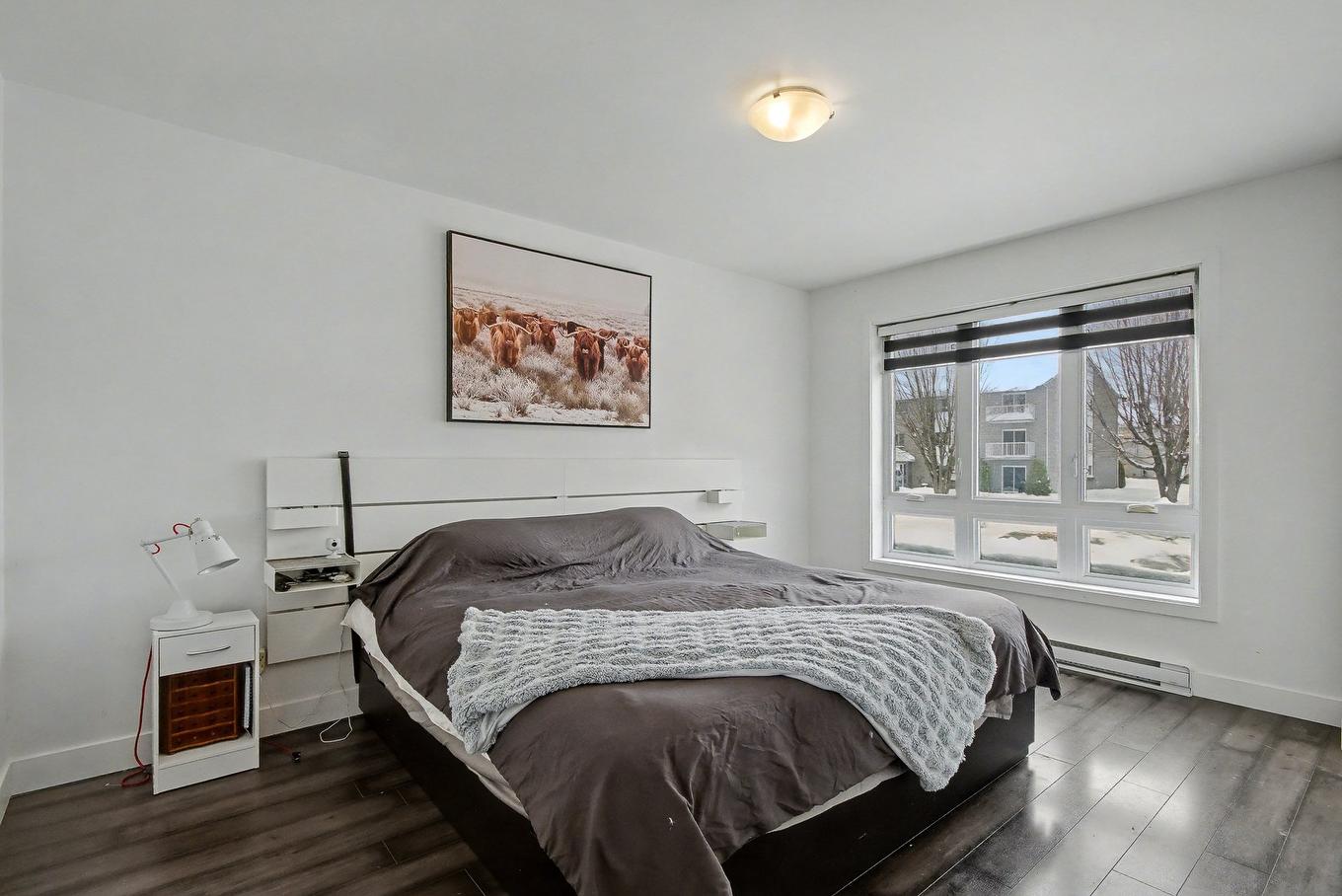 Chambre à coucher principale - 2-772 Rue De La Volière, Granby, QC - Indoor Photo Showing Bedroom