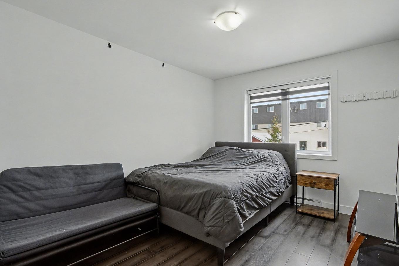 Chambre à coucher - 2-772 Rue De La Volière, Granby, QC - Indoor Photo Showing Bedroom