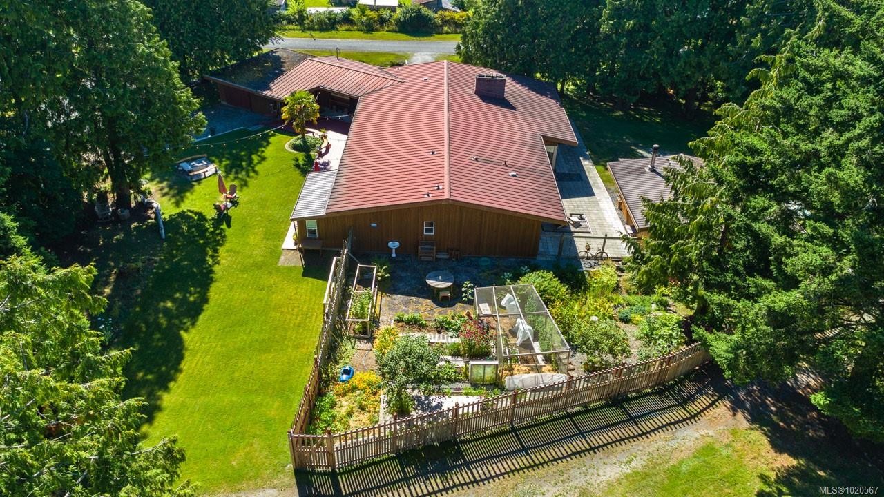 410 17Th Ave, Sointula, BC