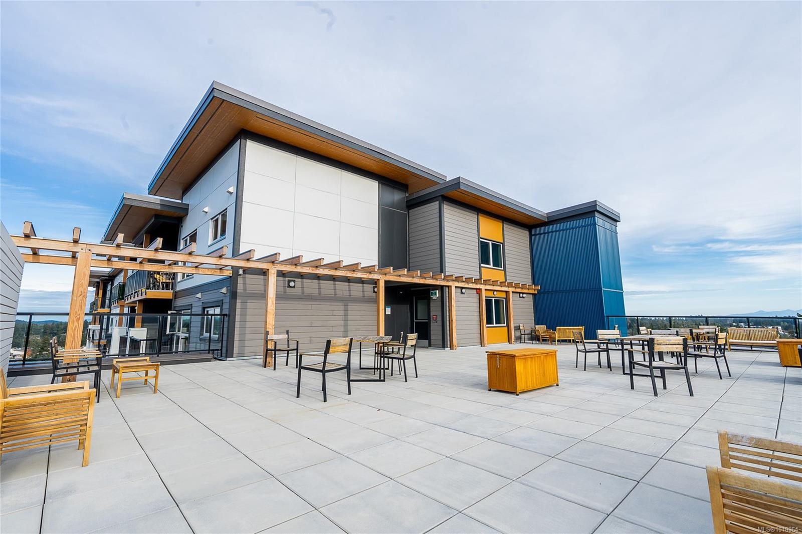 301-2469 Gateway Rd, Langford, BC - Outdoor With Deck Patio Veranda