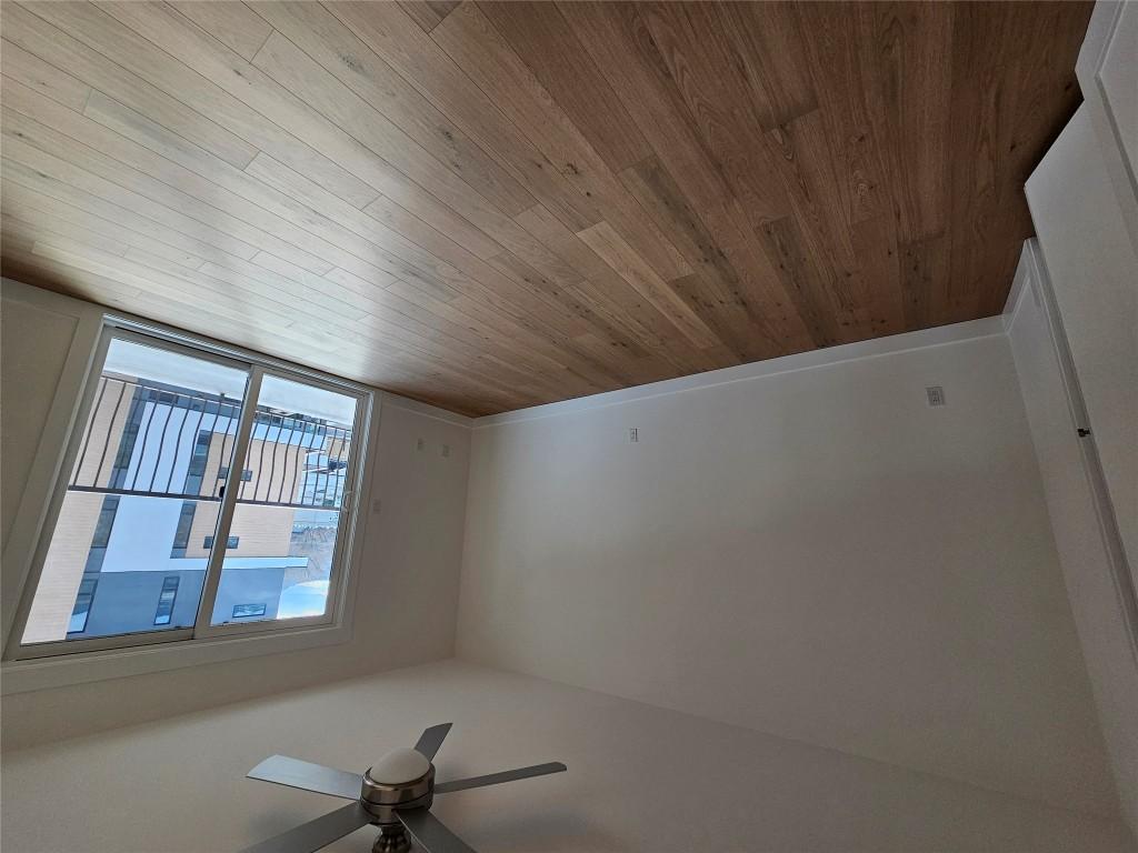 402-578 Lakeshore Drive, Penticton, BC - Indoor Photo Showing Other Room