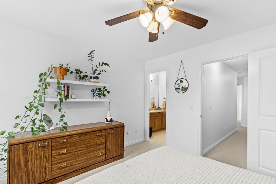 124-456 Mcphee Street, Kelowna, BC - Indoor Photo Showing Bedroom