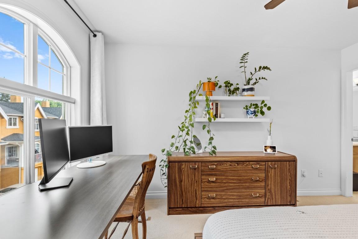 124-456 Mcphee Street, Kelowna, BC - Indoor