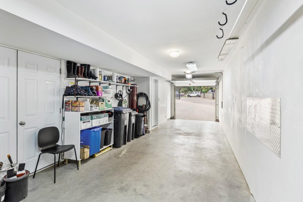 124-456 Mcphee Street, Kelowna, BC - Indoor Photo Showing Other Room