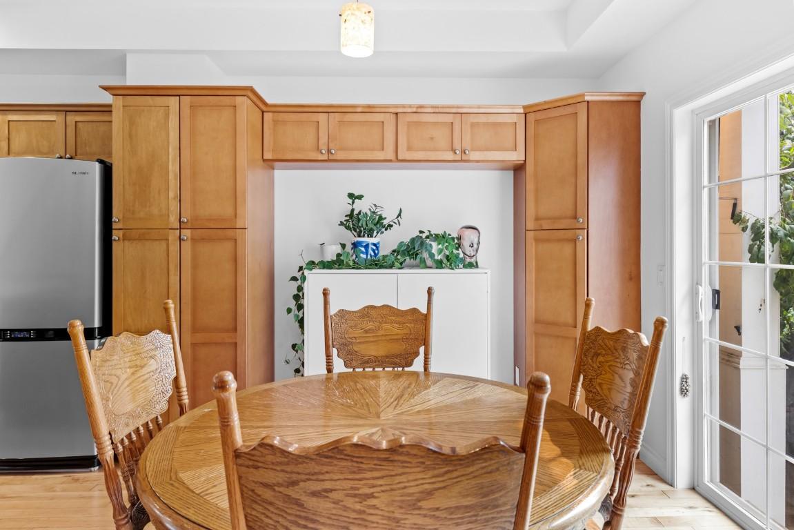 124-456 Mcphee Street, Kelowna, BC - Indoor Photo Showing Dining Room