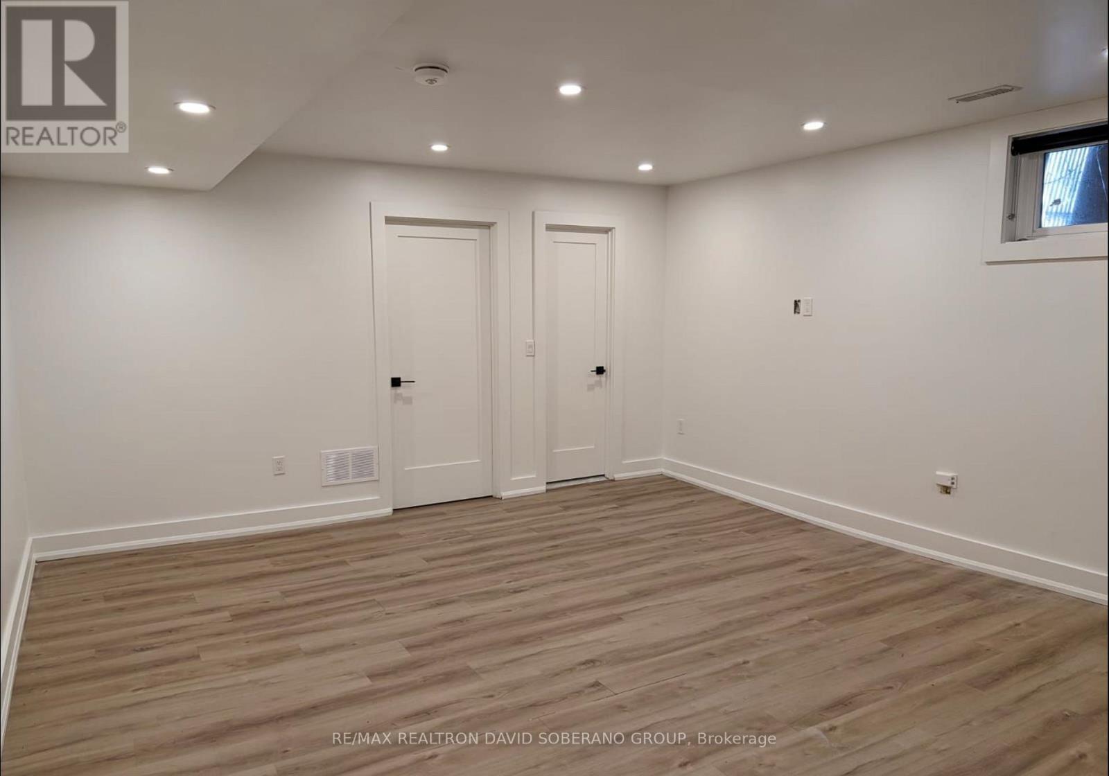 Bsmt - 822 Sheppard Avenue W, Toronto, ON - Indoor Photo Showing Other Room