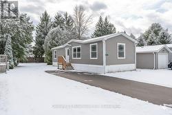 8 SUSSEX SQUARE Georgian Bluffs, ON N4K 5N5