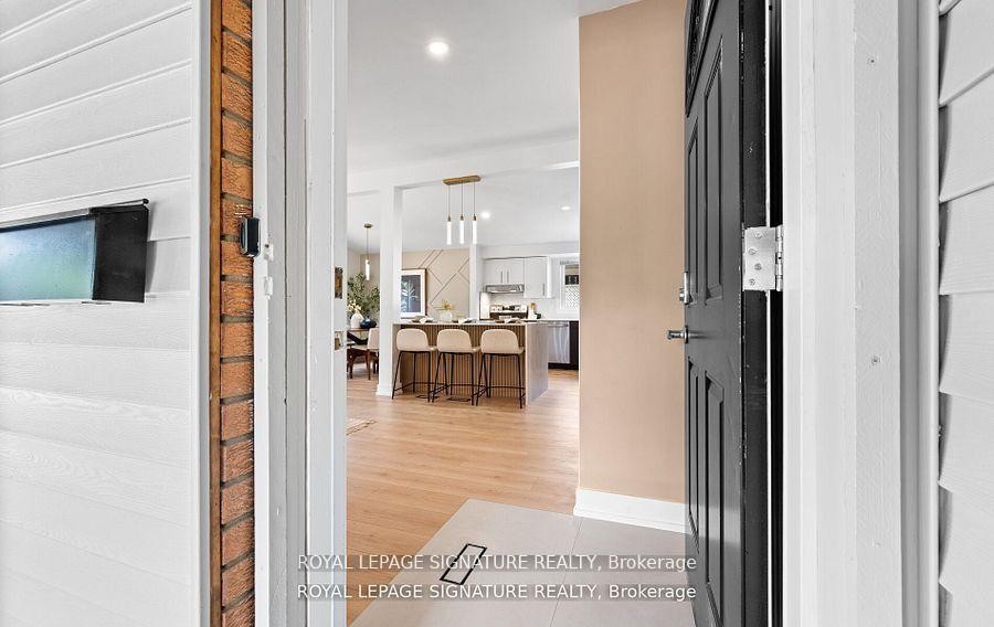 105 Lilacside Drive, Hamilton, ON - Indoor Photo Showing Other Room