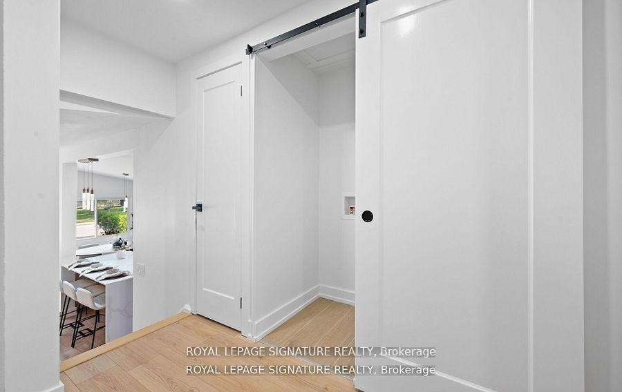 105 Lilacside Drive, Hamilton, ON - Indoor Photo Showing Other Room