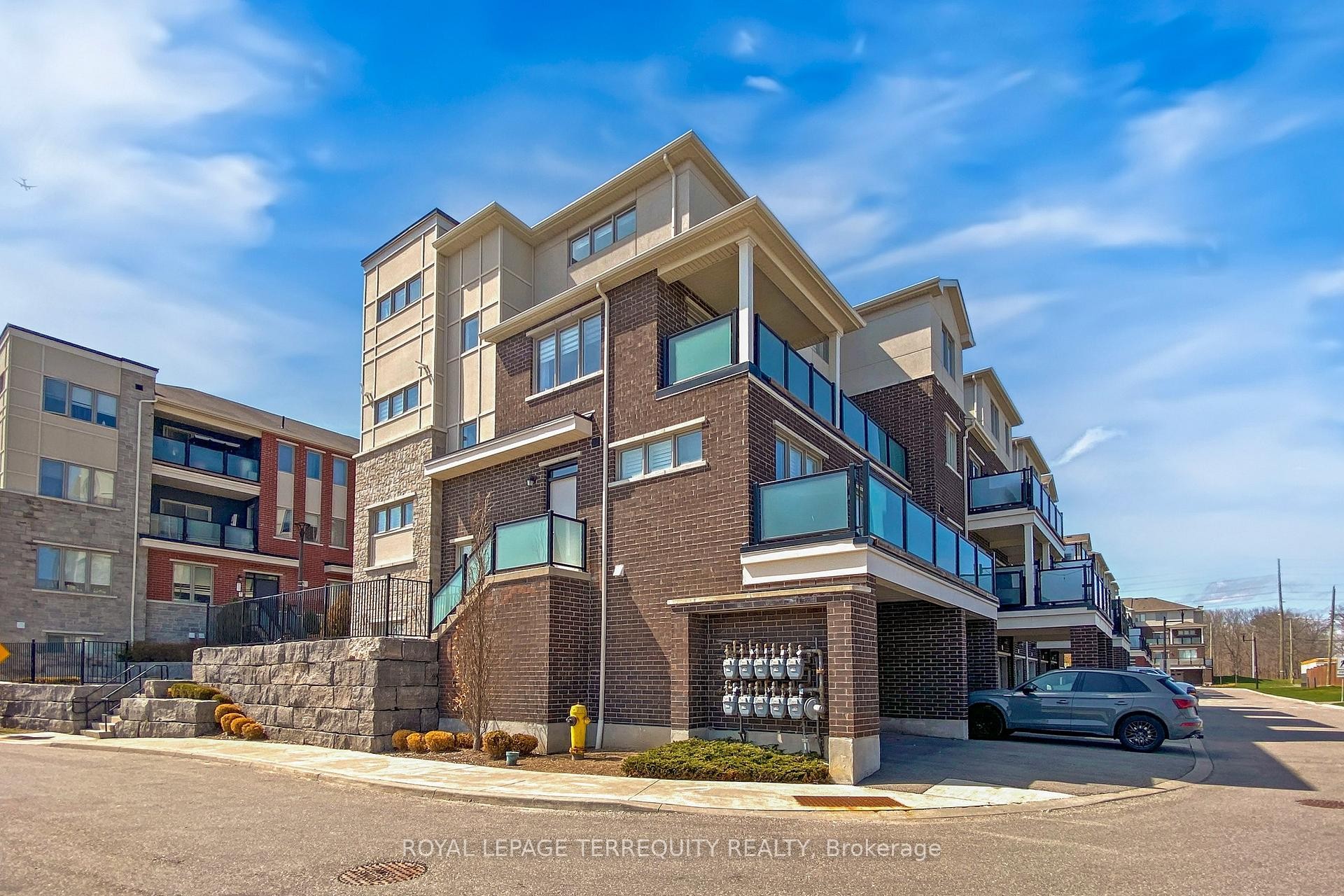 608-1148 Dragonfly Avenue, Pickering, ON - Outdoor With Facade