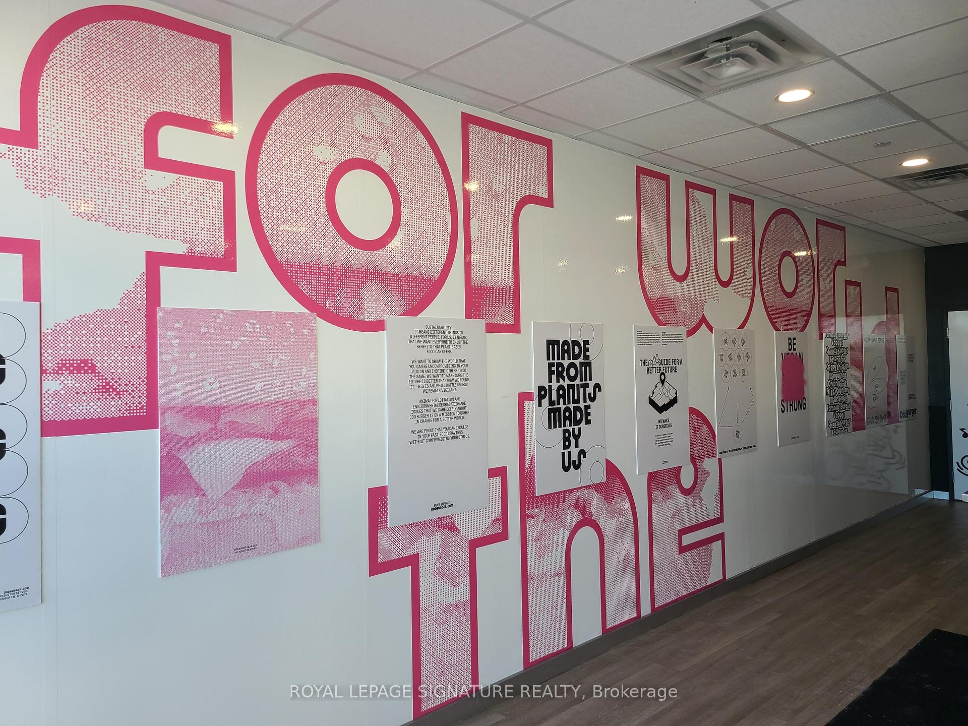 920 Upper Wentworth Street, Hamilton, ON