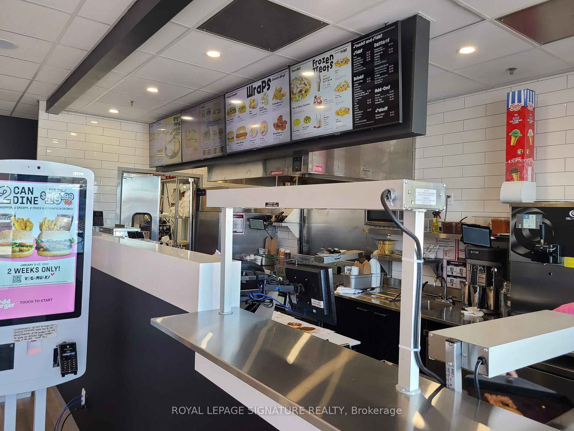 920 Upper Wentworth Street, Hamilton, ON