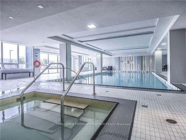 1515-7167 Yonge Street, Markham, ON - Indoor Photo Showing Other Room With In Ground Pool