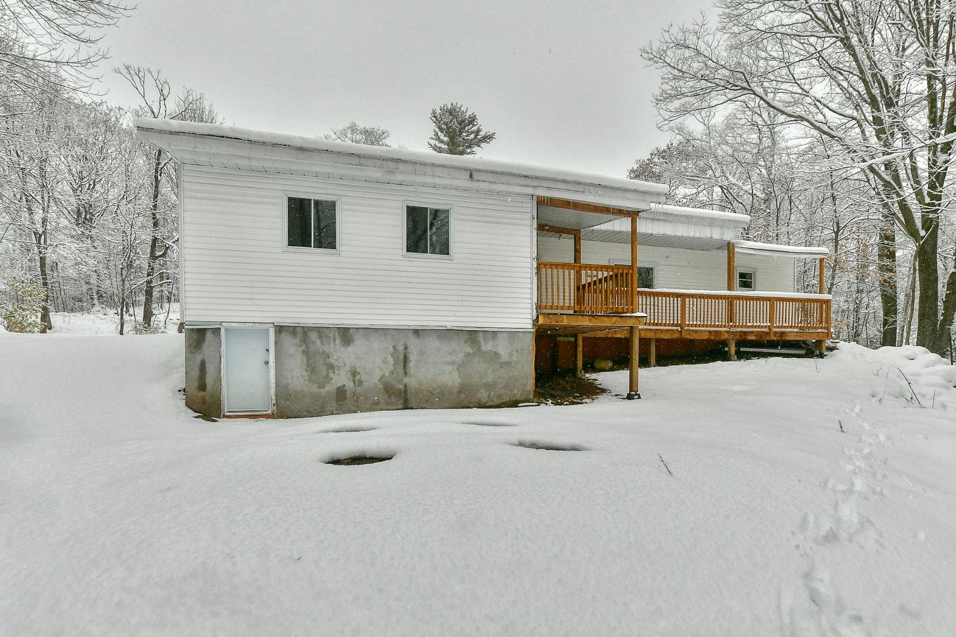 Face arrière - 1744 Ch. Du Lac-René, Prévost, QC - Outdoor