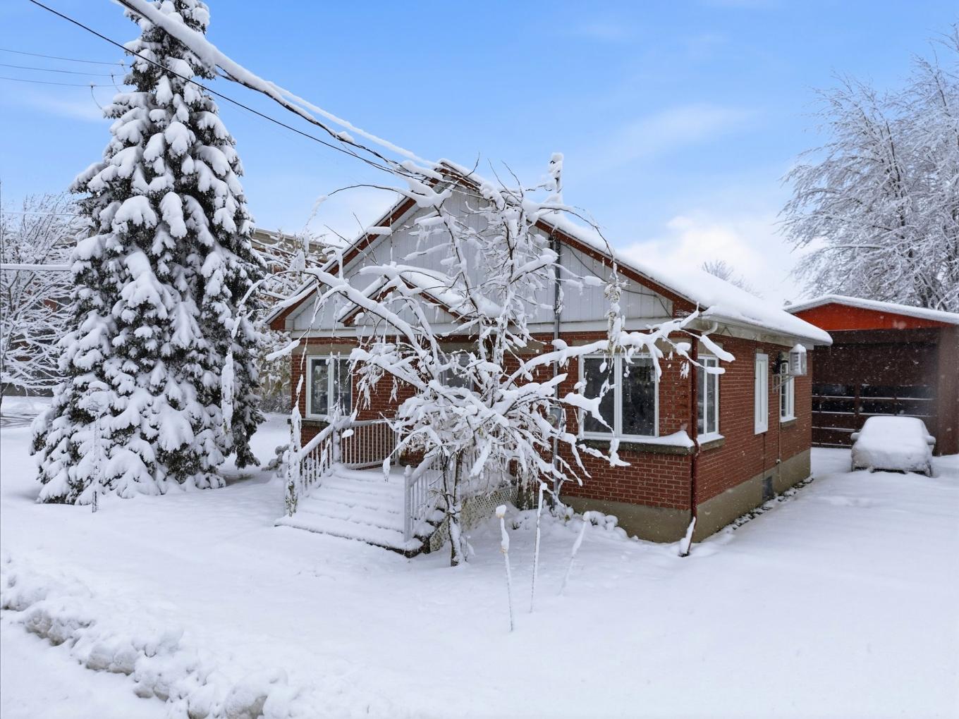 Façade - 154 Rue St-Étienne, L'Assomption, QC - Outdoor
