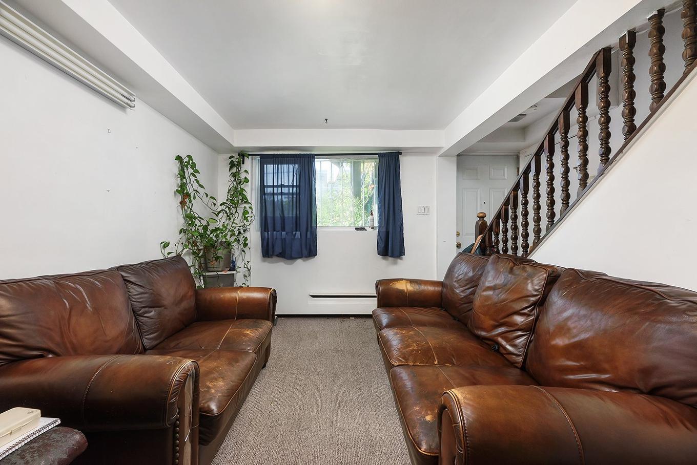 Basement - 5701 - 5703 Av. Coolbrook, Montréal (Côte-Des-Neiges/Notre-Dame-De-Grâce), QC - Indoor Photo Showing Living Room