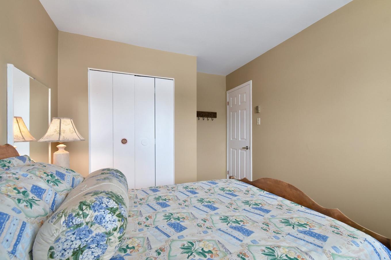 Bedroom - 14828 Rue Labelle, Montréal (Pierrefonds-Roxboro), QC - Indoor Photo Showing Bedroom