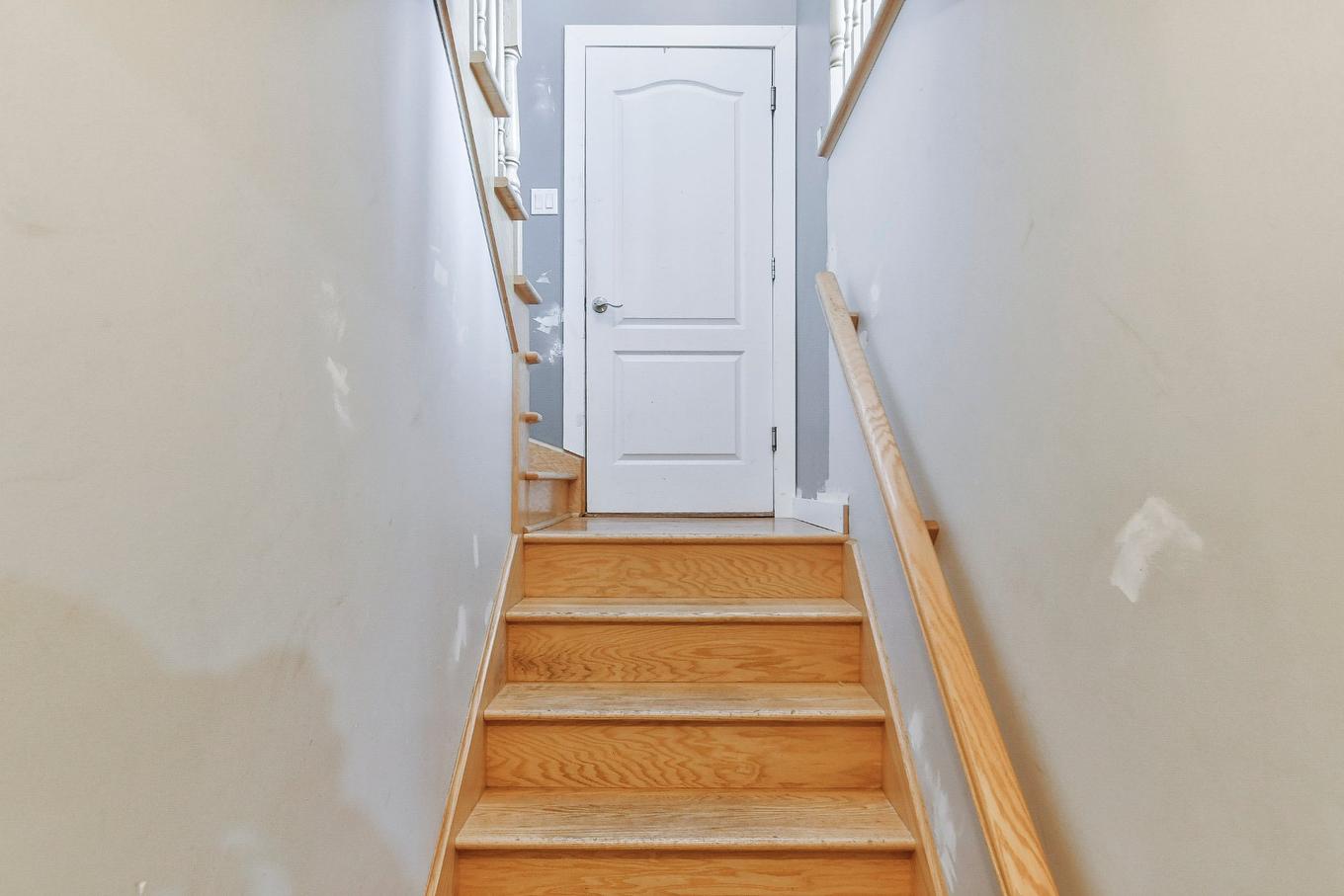 Escalier - 365 Rue De La Fruitière, Saint-Lin/Laurentides, QC - Indoor Photo Showing Other Room
