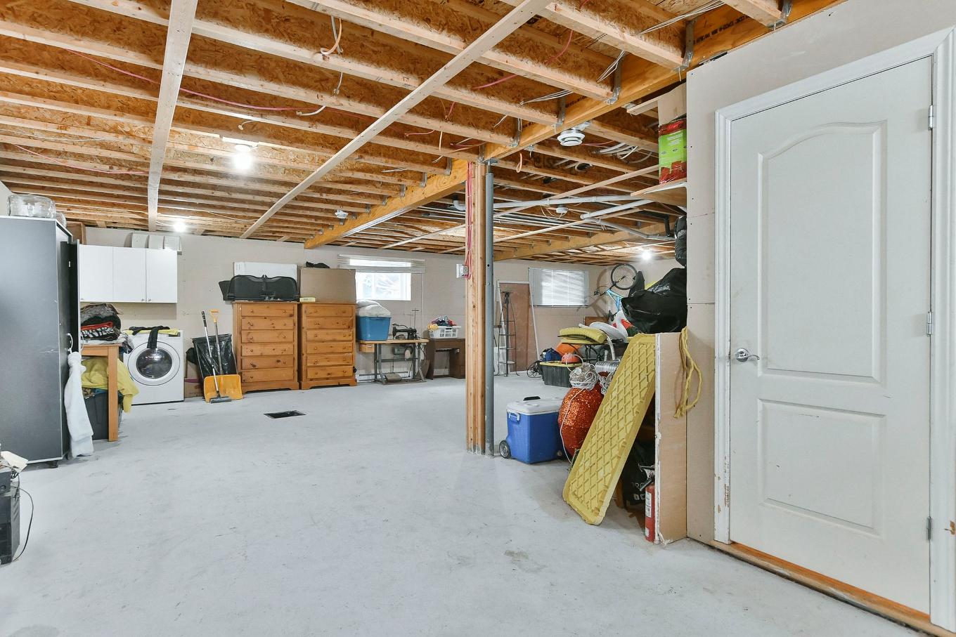 Sous-sol - 365 Rue De La Fruitière, Saint-Lin/Laurentides, QC - Indoor Photo Showing Basement