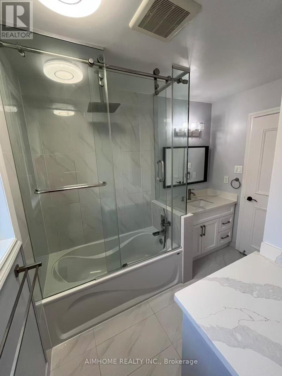 58 Plumbrook Crescent, Toronto, ON - Indoor Photo Showing Bathroom