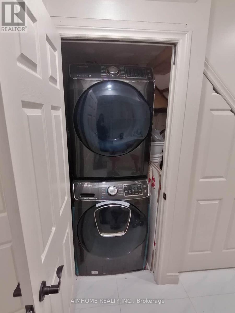 58 Plumbrook Crescent, Toronto, ON - Indoor Photo Showing Laundry Room