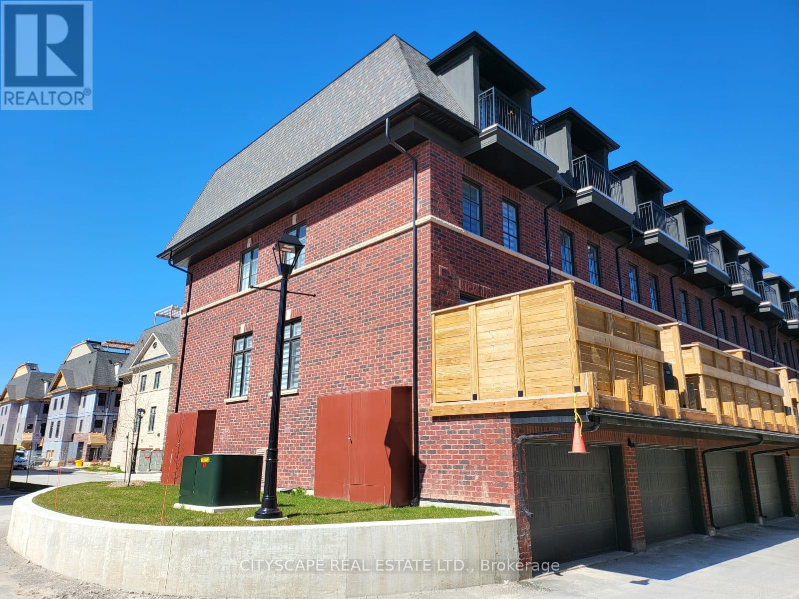 34 - 20 Lunar Crescent, Mississauga, ON - Outdoor