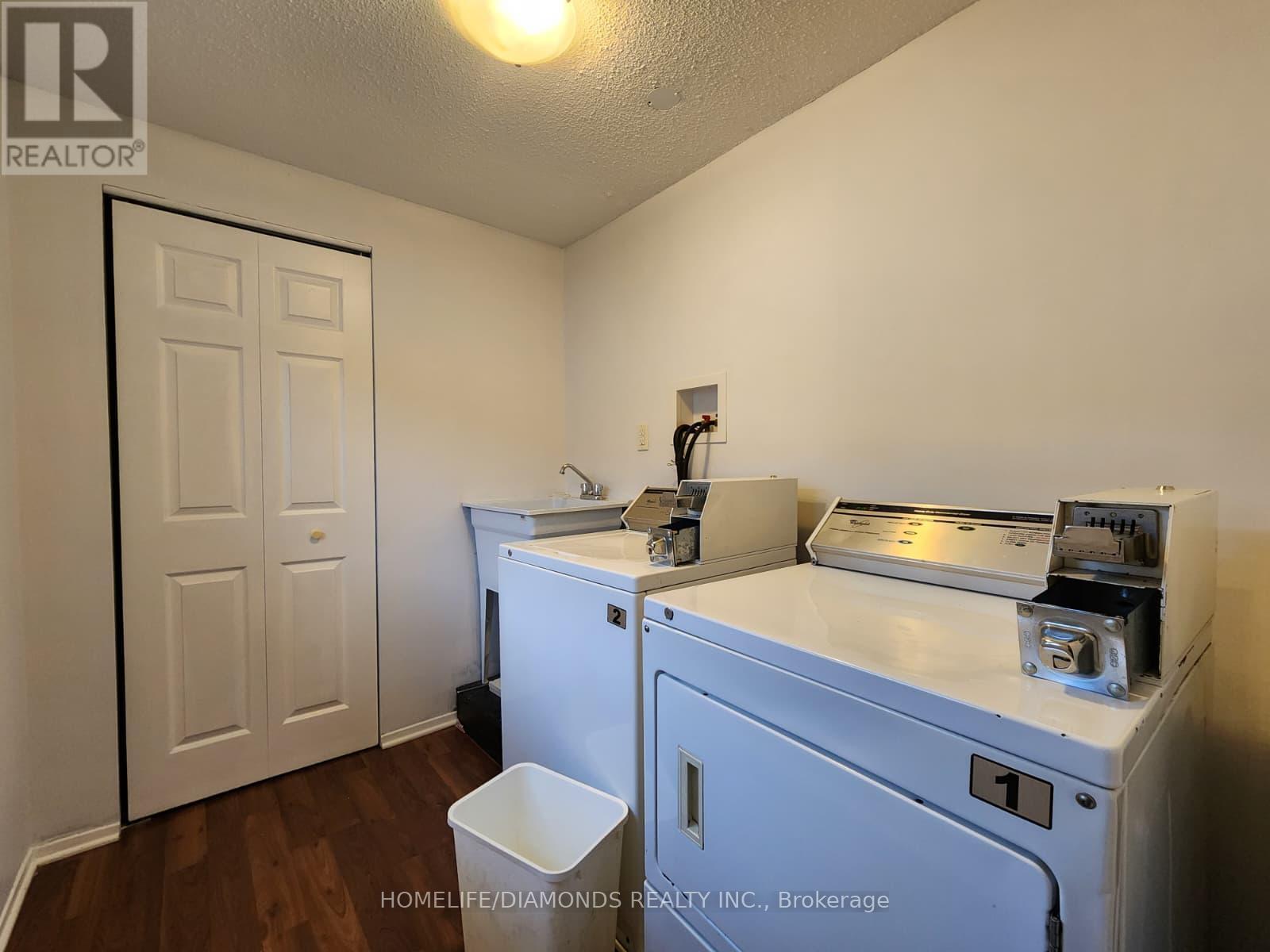 Lower - 5 Calcott Court, Thorold, ON - Indoor Photo Showing Laundry Room