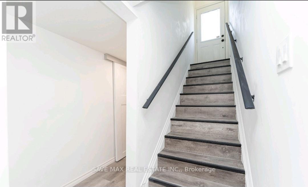 Lower - 6549 Riall Street, Niagara Falls, ON - Indoor Photo Showing Other Room