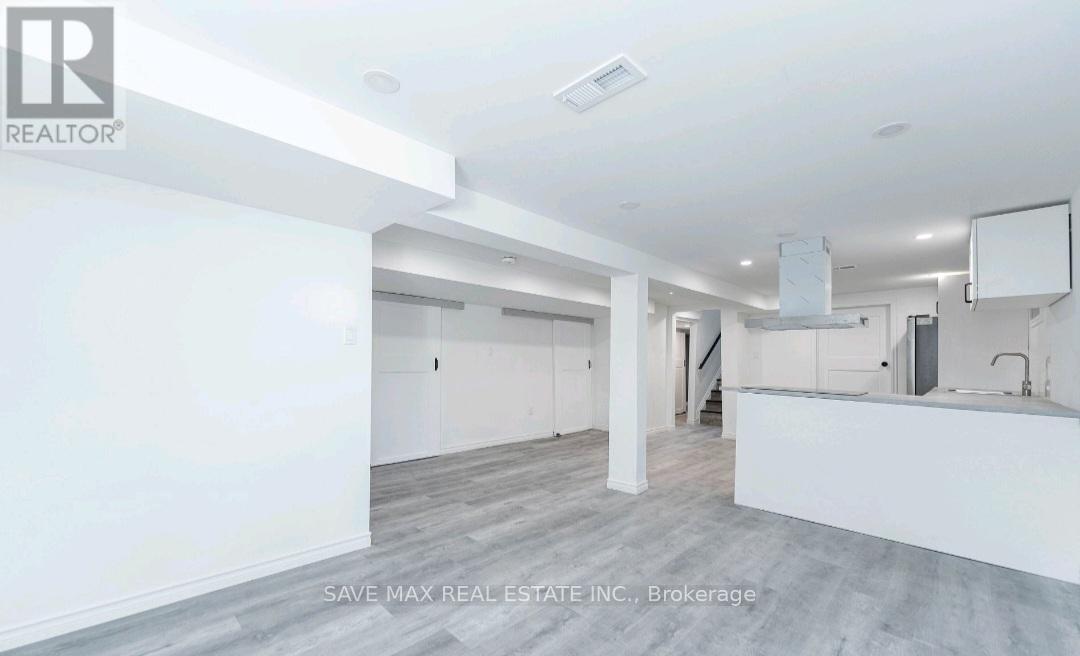 Lower - 6549 Riall Street, Niagara Falls, ON - Indoor