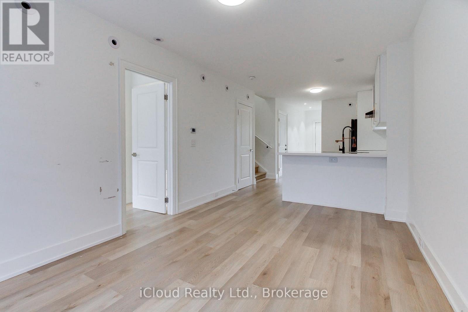 12 - 263 Barrie Street, Bradford West Gwillimbury, ON - Indoor Photo Showing Other Room