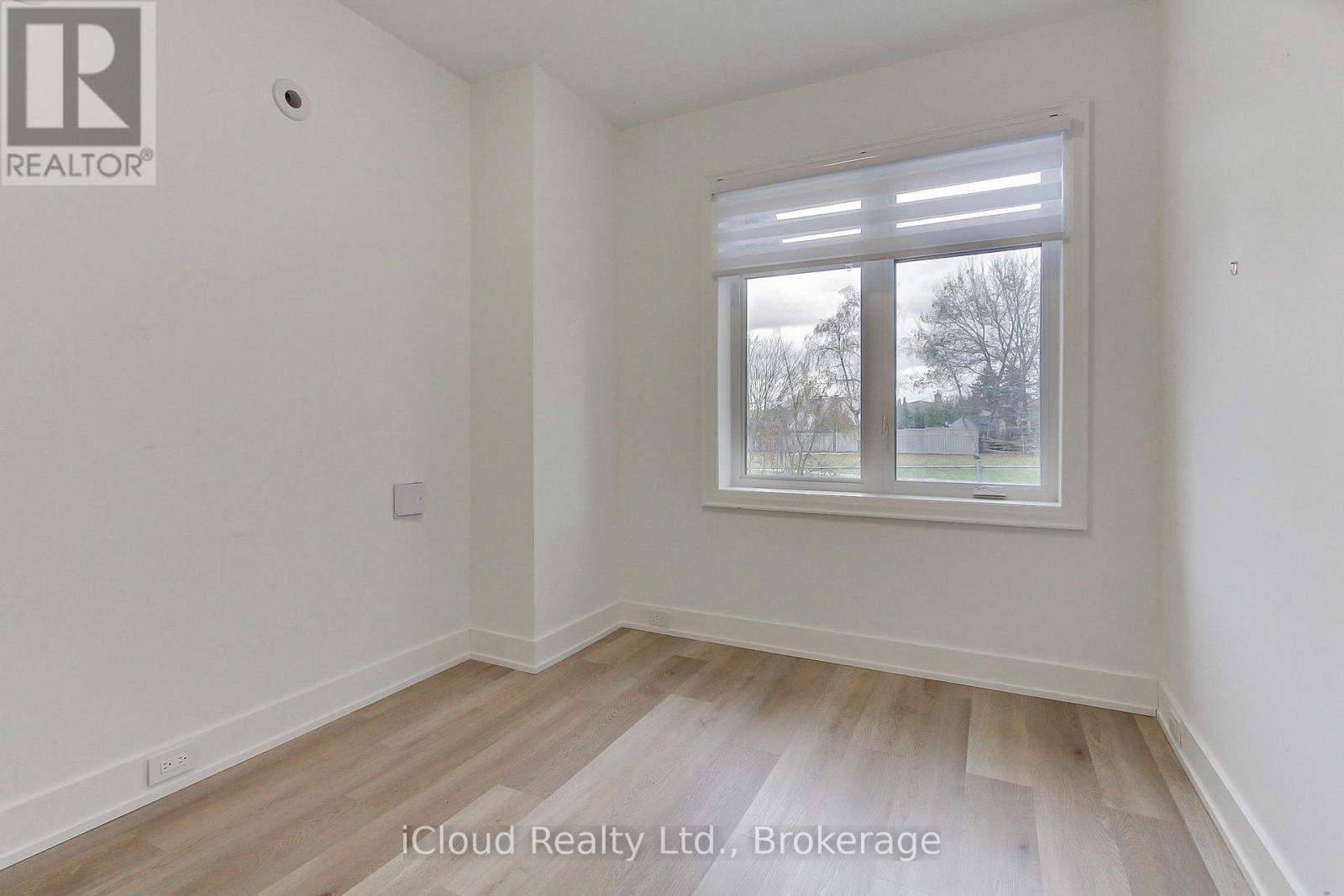 12 - 263 Barrie Street, Bradford West Gwillimbury, ON - Indoor Photo Showing Other Room